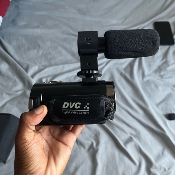 4k dvc camera - Picture 2 of 5